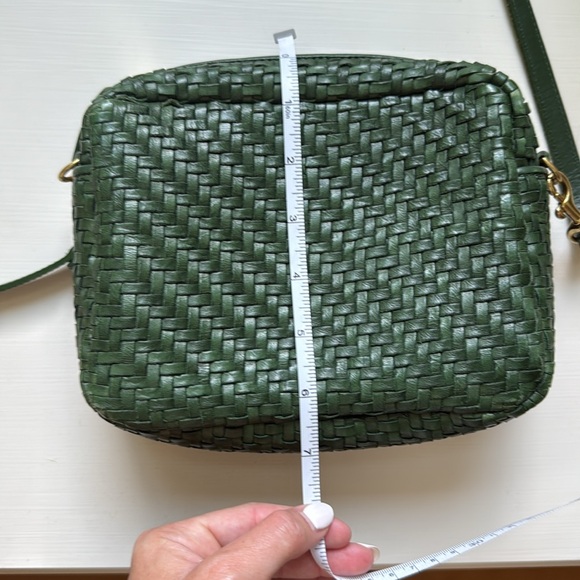 Clare V. Midi Sac Woven Leather Crossbody Green - Picture 10 of 10
